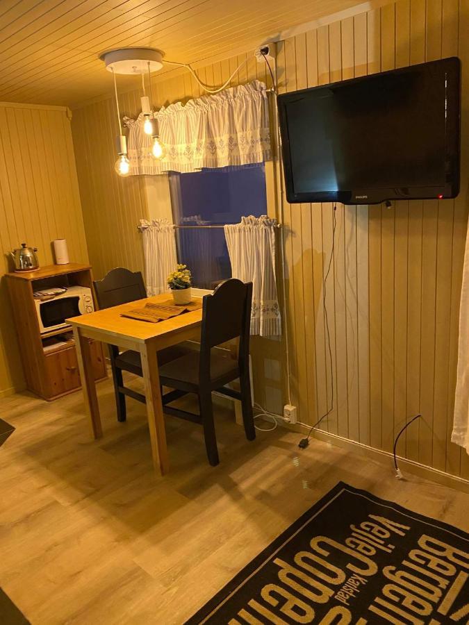 Koselig Studioleilighet I Svolvaer - Lofoten Ved Svolvaergeita, Djevelporten Exteriér fotografie