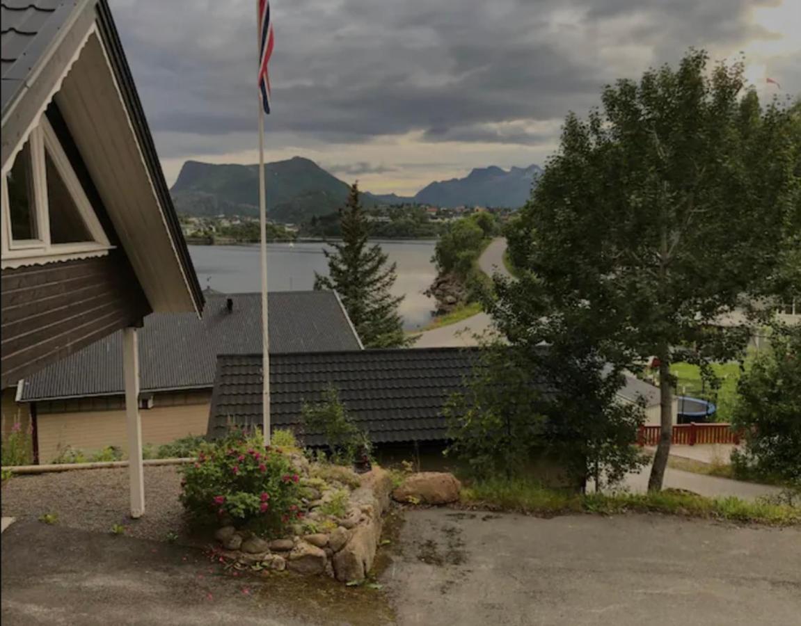 Koselig Studioleilighet I Svolvaer - Lofoten Ved Svolvaergeita, Djevelporten Exteriér fotografie